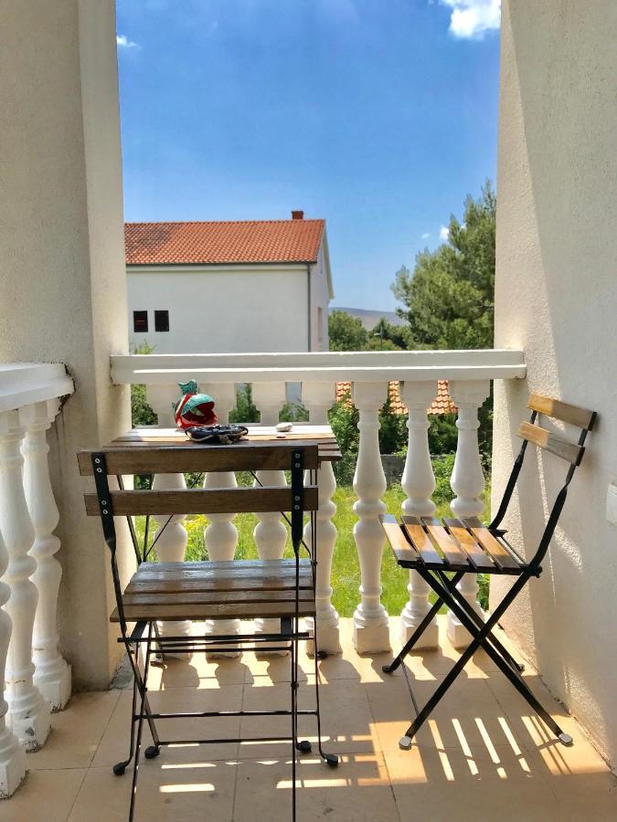 Apartment Pepa Starigrad Exterior photo