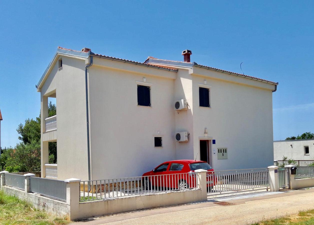 Apartment Pepa Starigrad Exterior photo